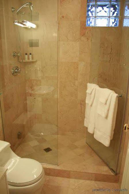 Ruby Room (Adults Only) Chicago Bilik gambar